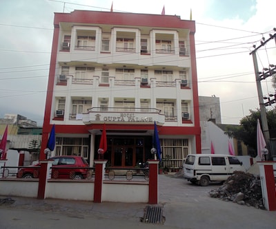 Hotel Gupta Palace
